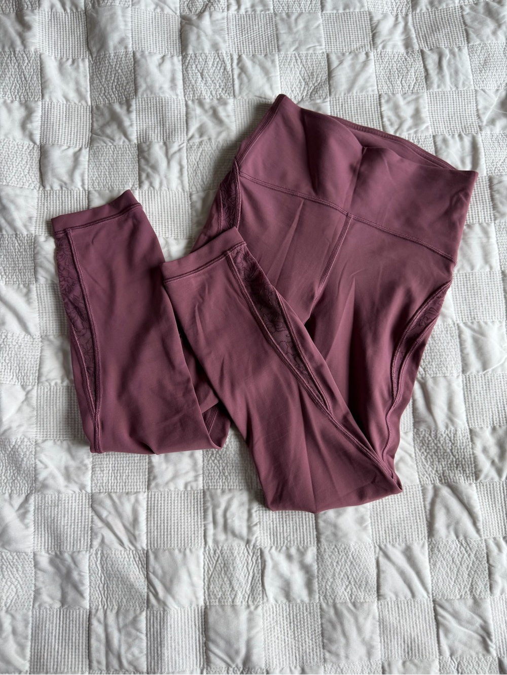 Lululemon Mauve High-Waist Leggings w/ Floral Lace